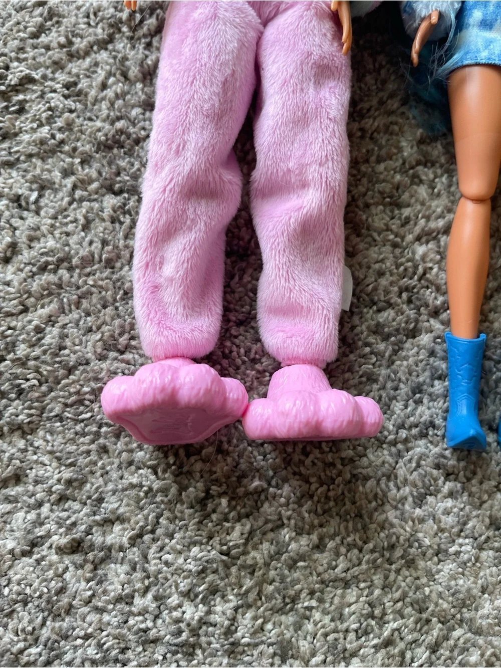 Barbie cute reveal dolls set of 3